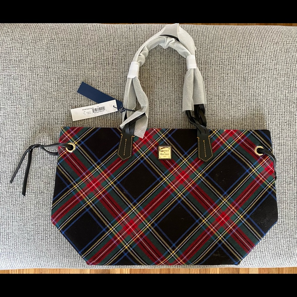 DOONEY & BOURKE HAND BAG  👜